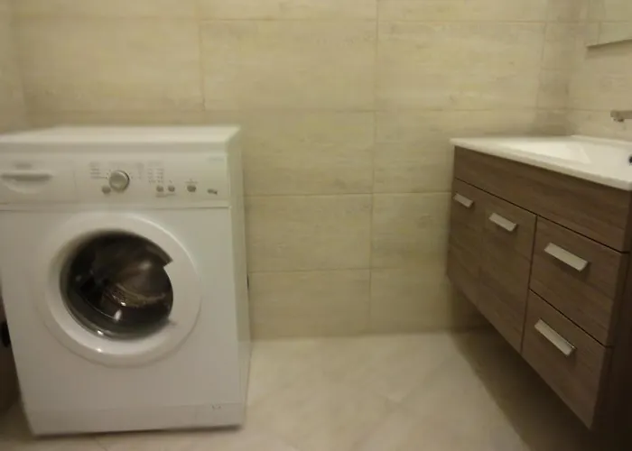 Apartment Center *